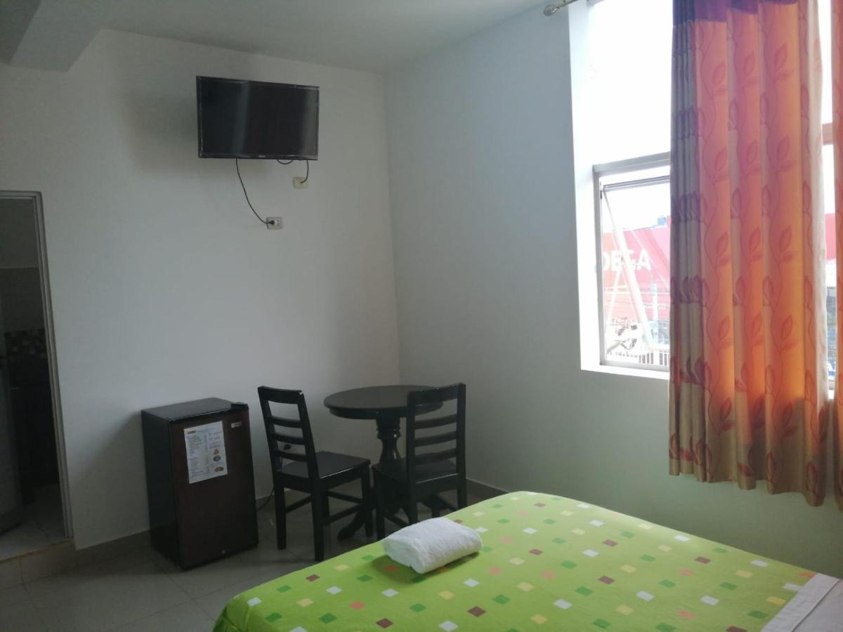 Hospedaje Renzo Tarapoto Ngoại thất bức ảnh