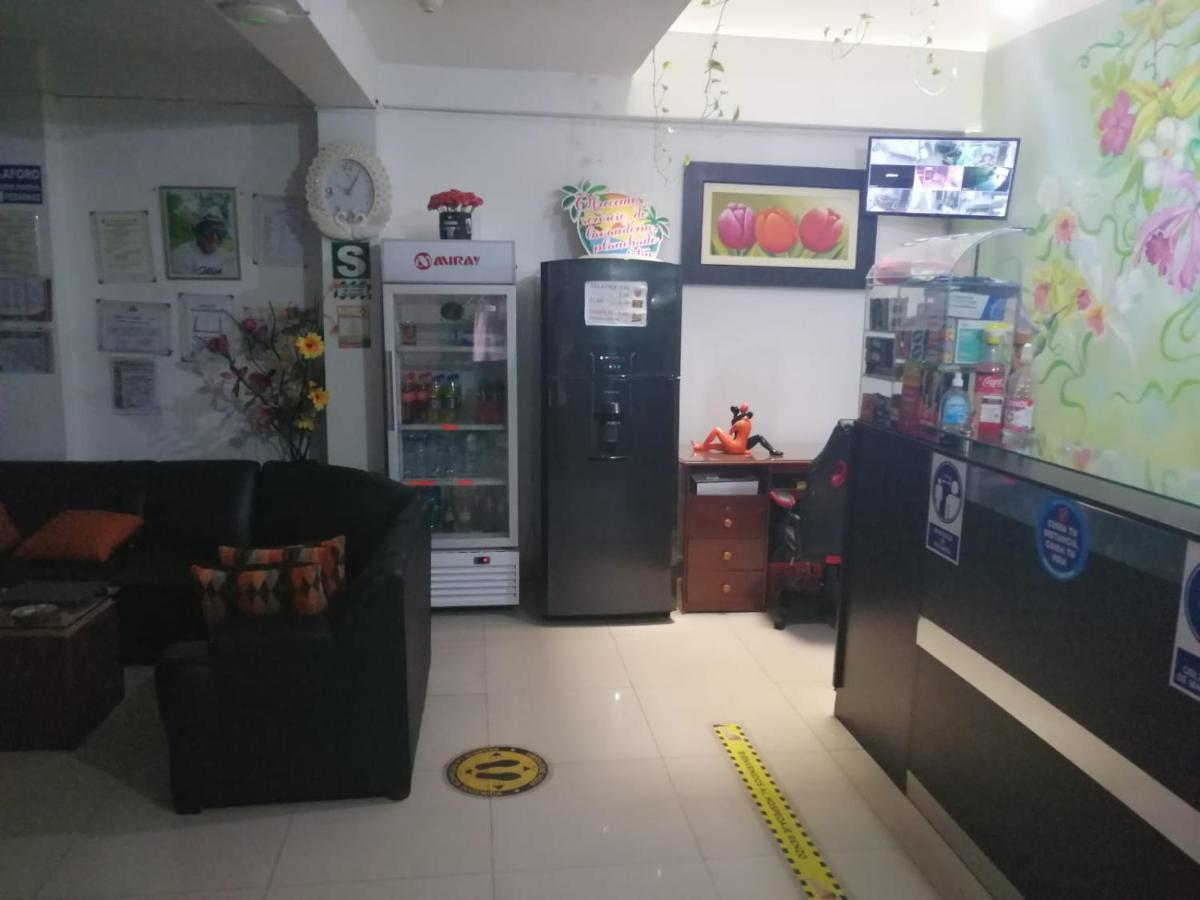 Hospedaje Renzo Tarapoto Ngoại thất bức ảnh