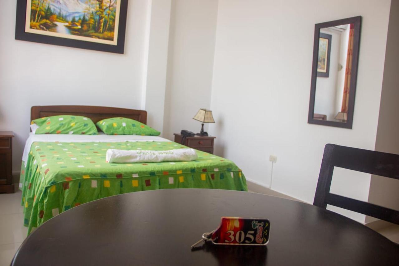 Hospedaje Renzo Tarapoto Ngoại thất bức ảnh