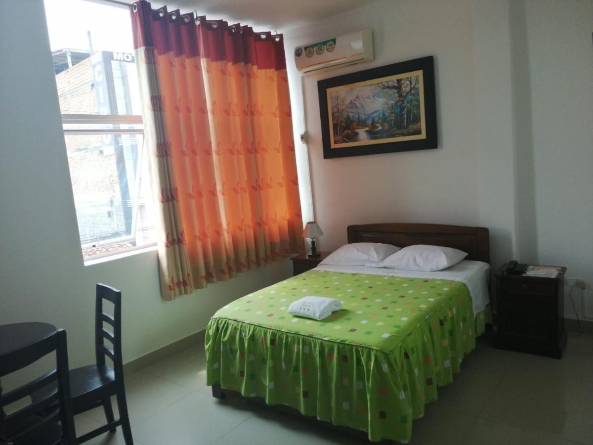 Hospedaje Renzo Tarapoto Ngoại thất bức ảnh