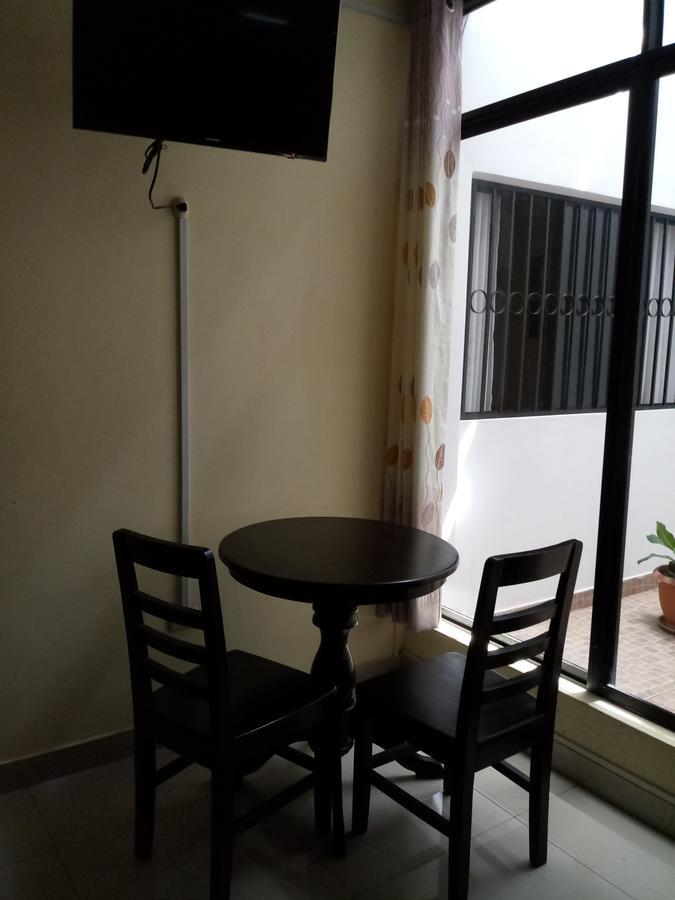 Hospedaje Renzo Tarapoto Ngoại thất bức ảnh