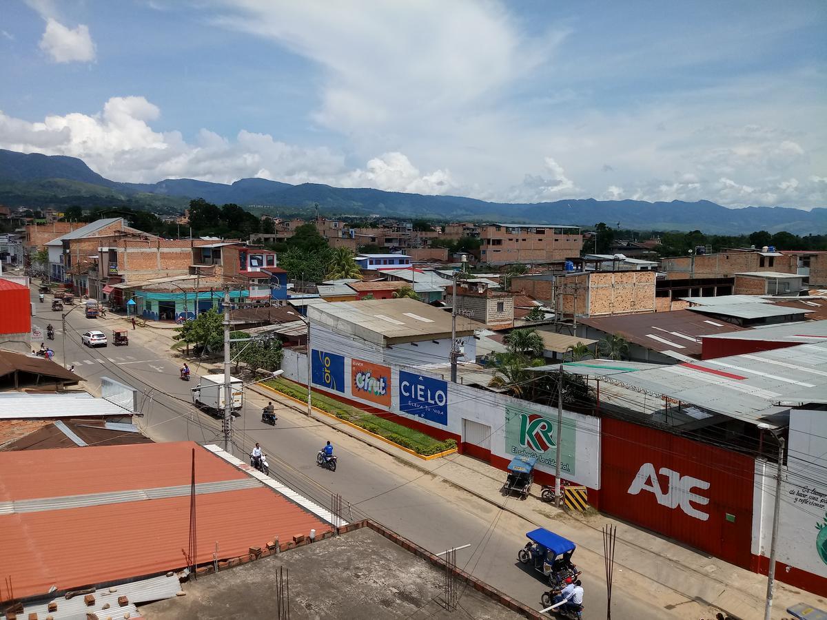 Hospedaje Renzo Tarapoto Ngoại thất bức ảnh